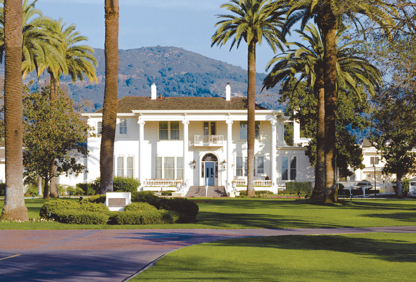Troon Privé Benefits